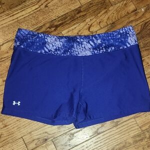 Under Armour HeatGear Fitted Athletic Shorts – Purple with Patterned Waistband